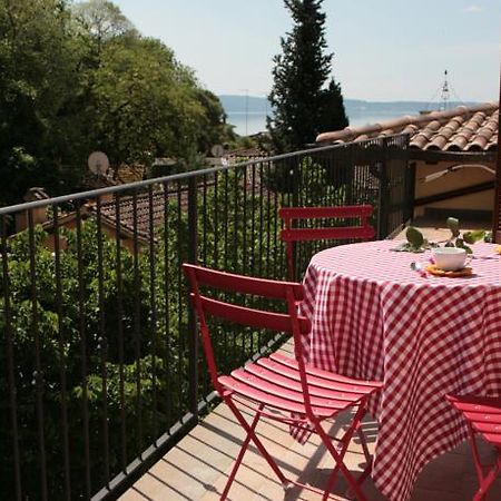 Relax In Piazzetta Casa E Appartamento Per Vacanze Trevignano Romano Bilik gambar
