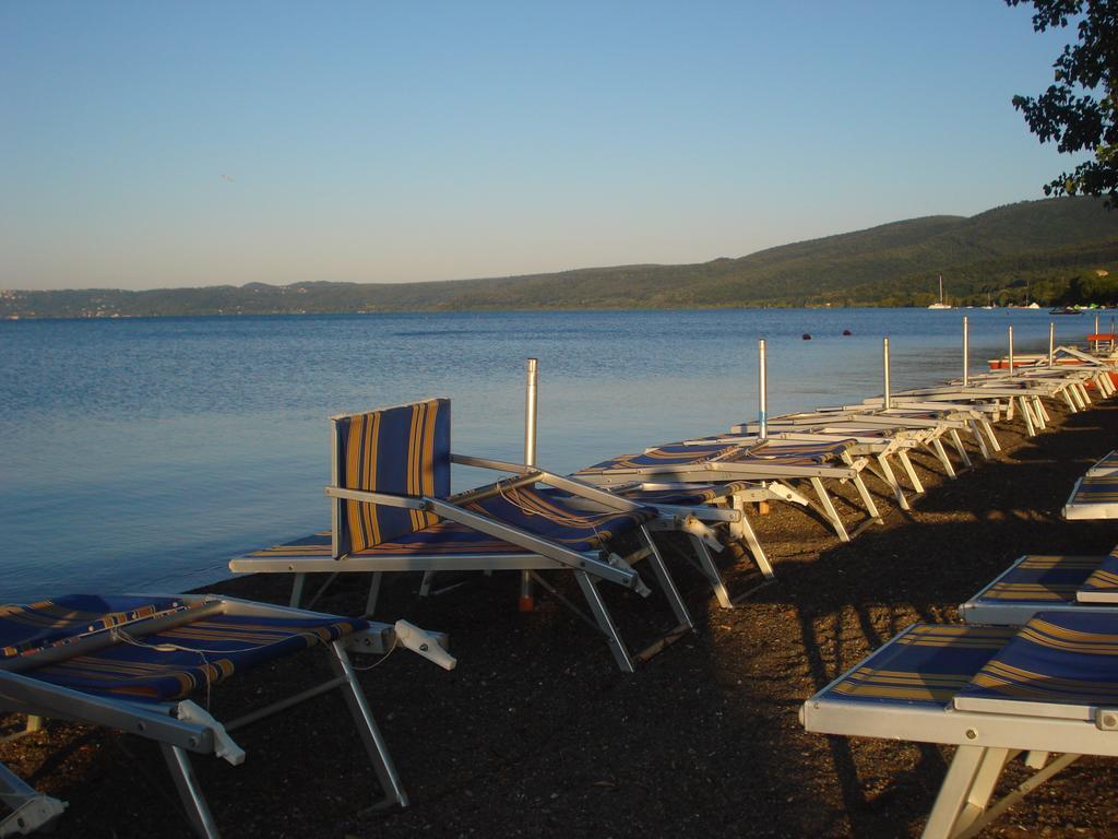 Relax In Piazzetta Casa E Appartamento Per Vacanze Trevignano Romano Luaran gambar